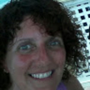 Meet your Posher, Dina